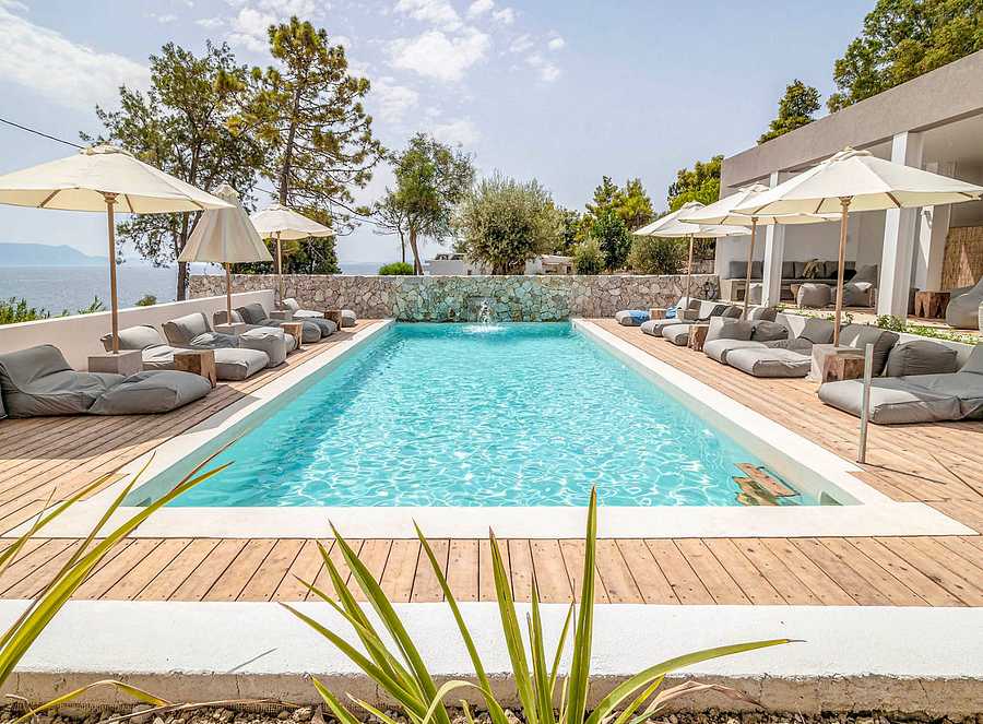 Arion by Seagonia, Greece