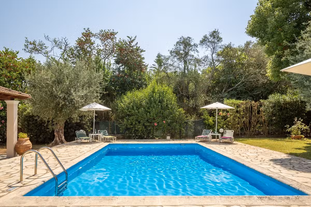 Villa Votana Pool