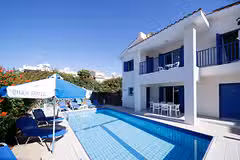 Villa Thalia villa and pool