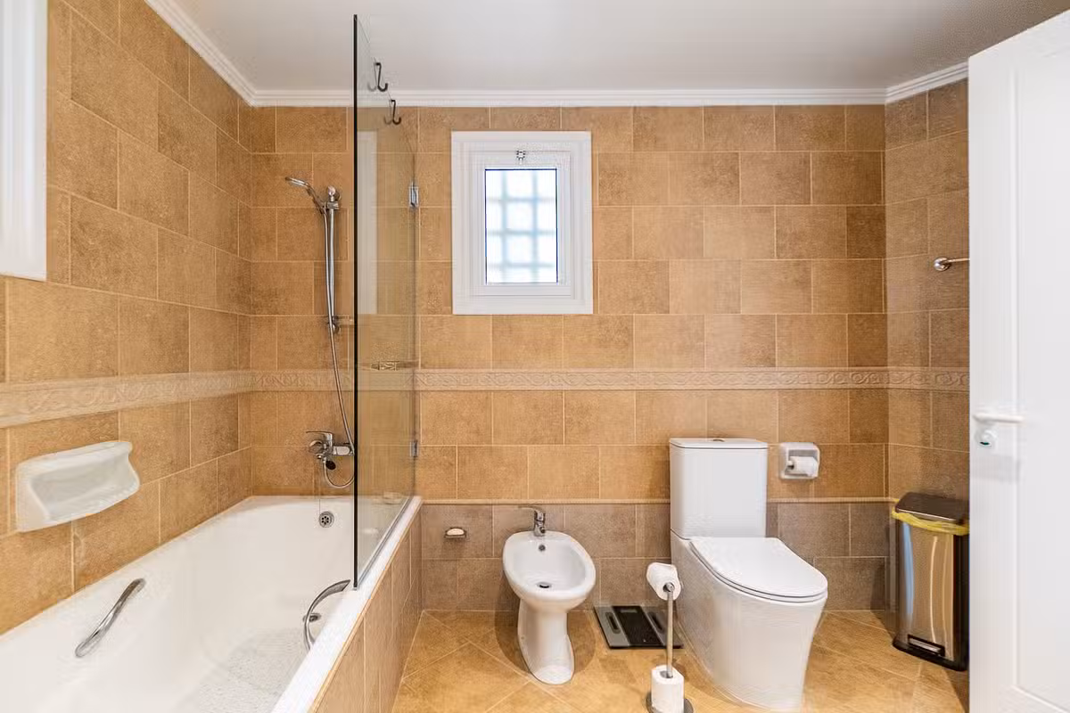 Villa Aris Bathroom
