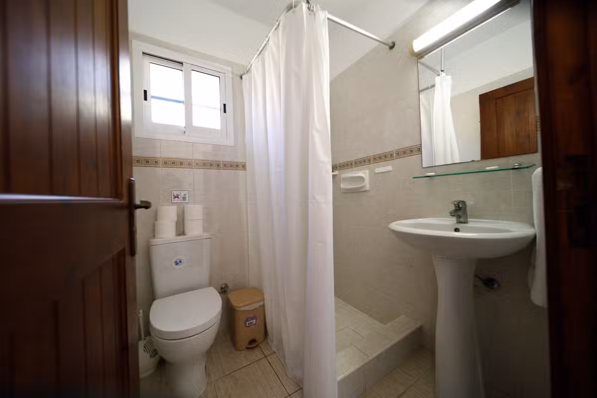 Villa Thalia shower room