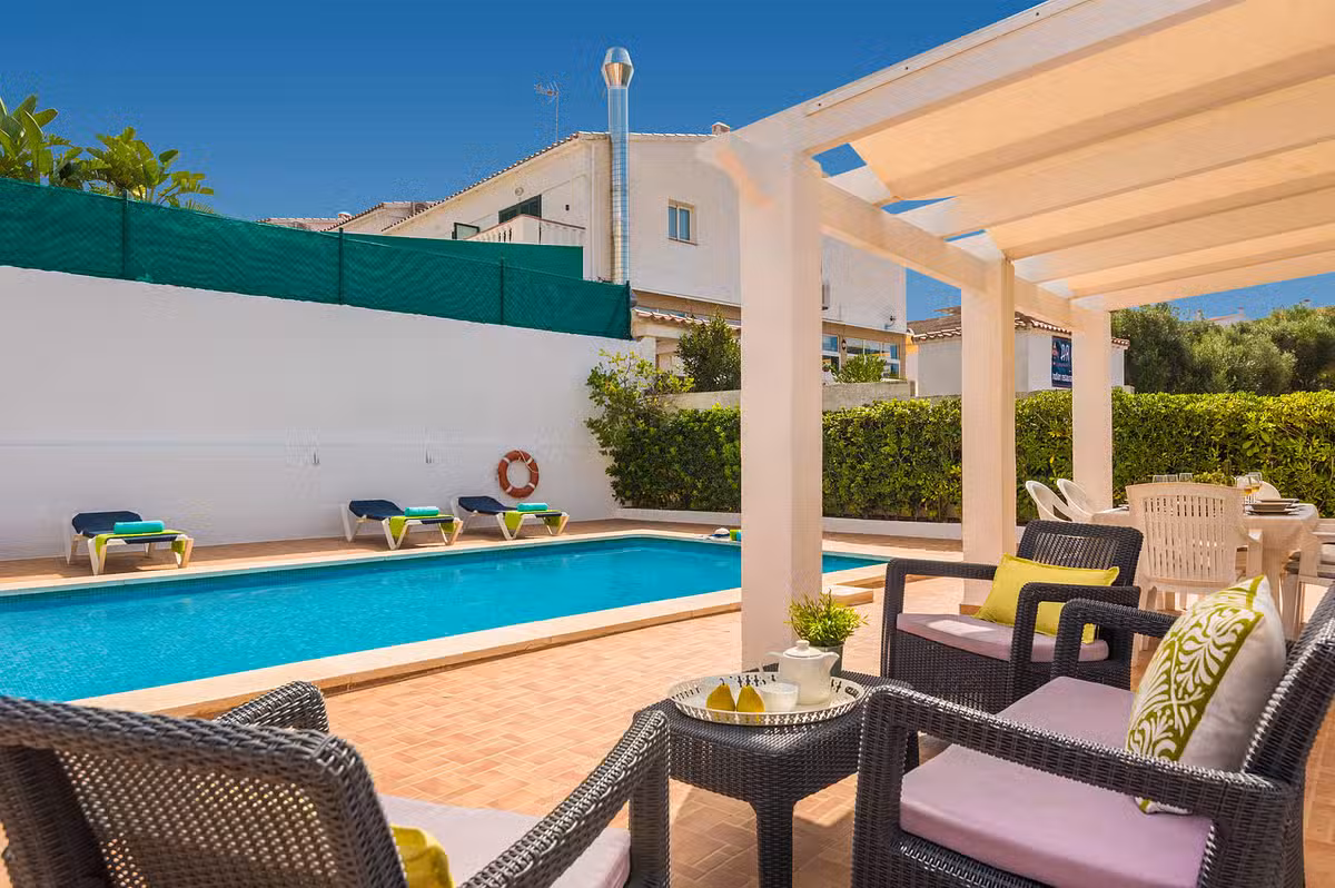 Villa Amber - Terrace with pool view