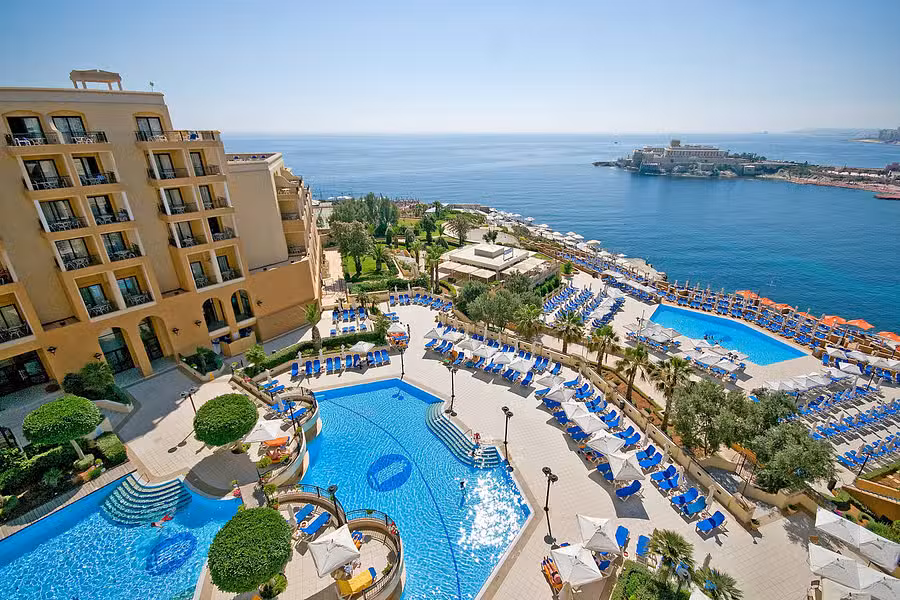 Verdi St. George's Bay Marina, Malta