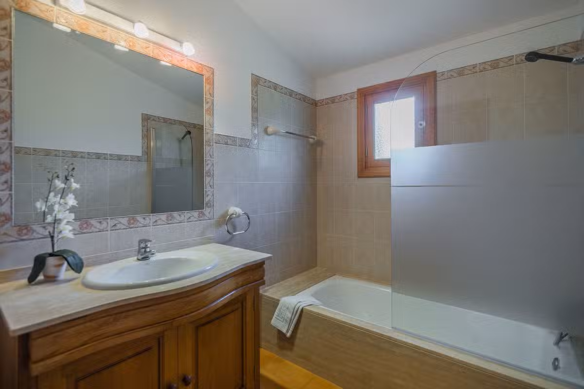 Can Corretja Bathroom