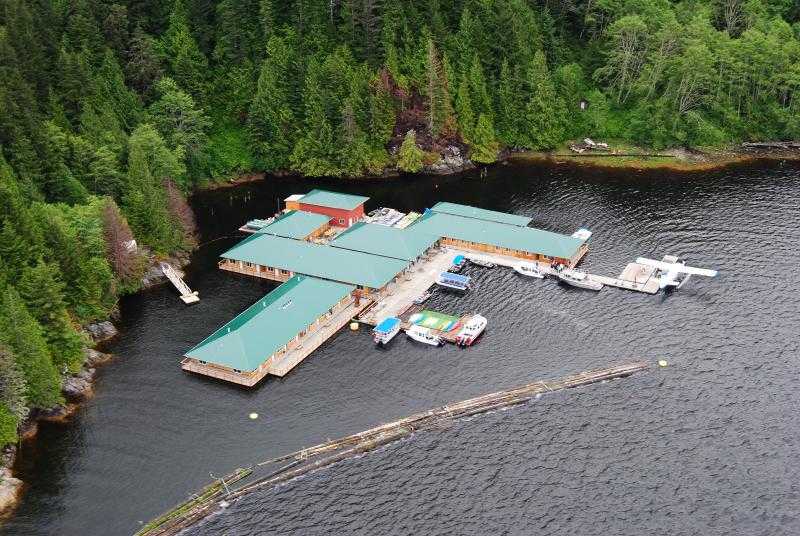 Knight Inlet Lodge