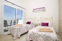 Villa Los Alisios Twin Room