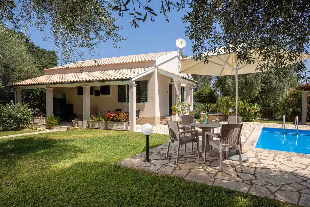 Villa Votana Outdoor Dining