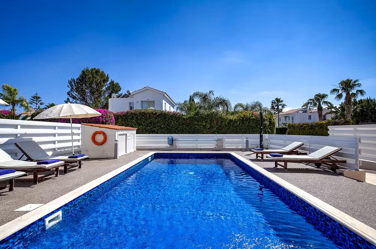 Villa Crystal