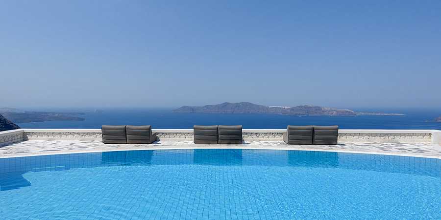 Xenones Filotera, Greece