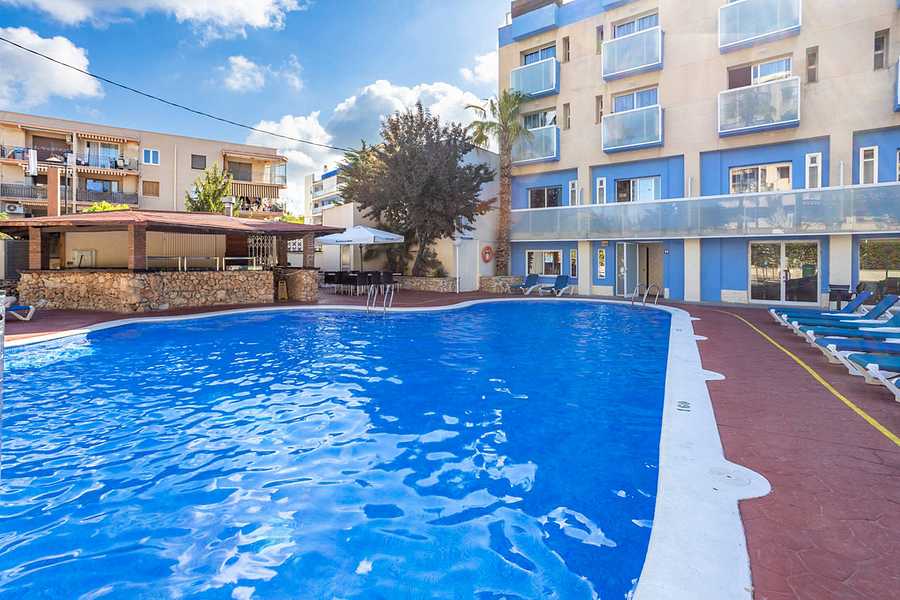 Villamarina Club, Spain