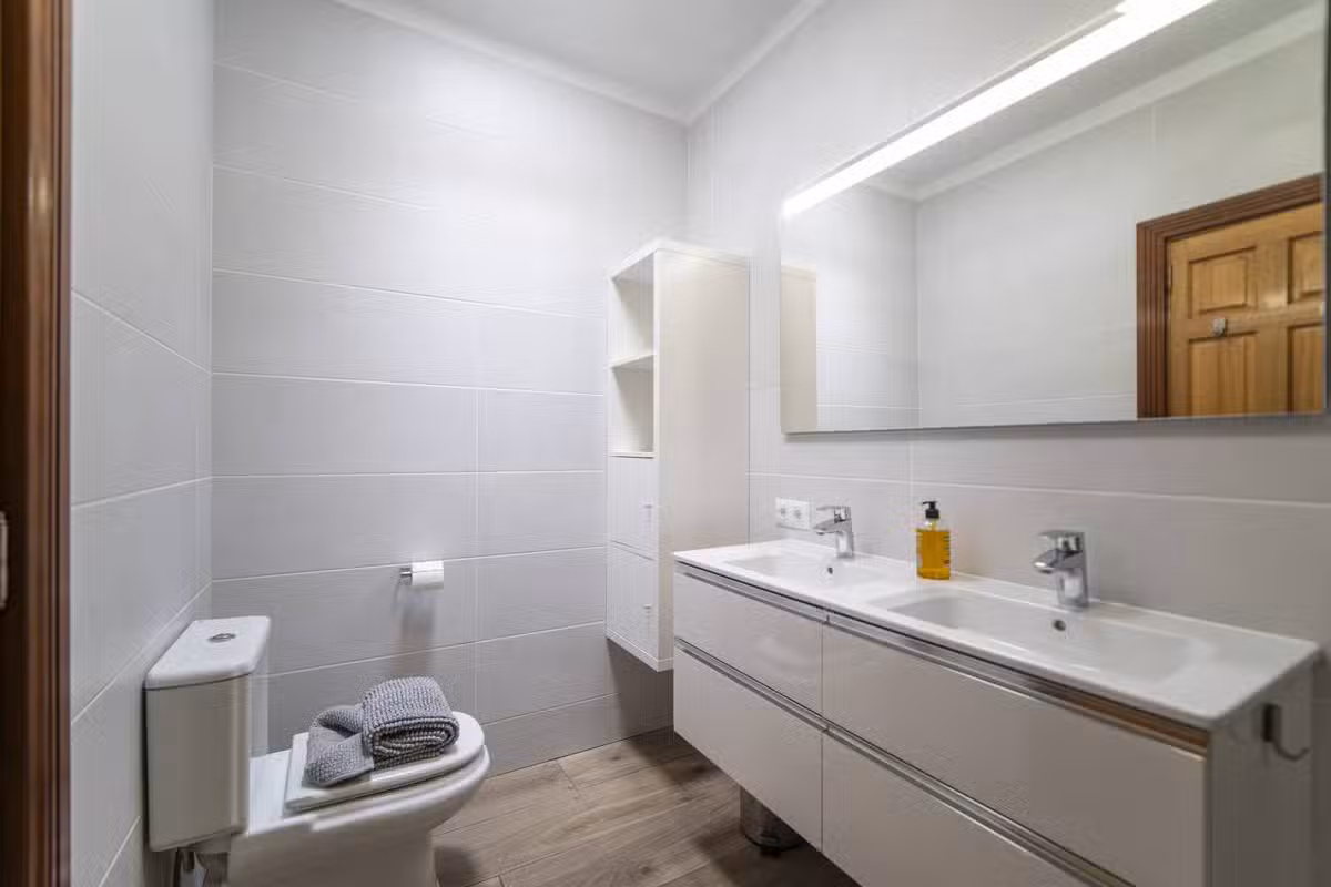 Villa Joelle Bathroom