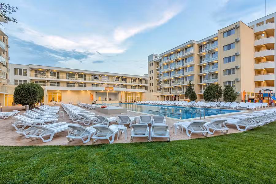 Garden Nevis, Bulgaria