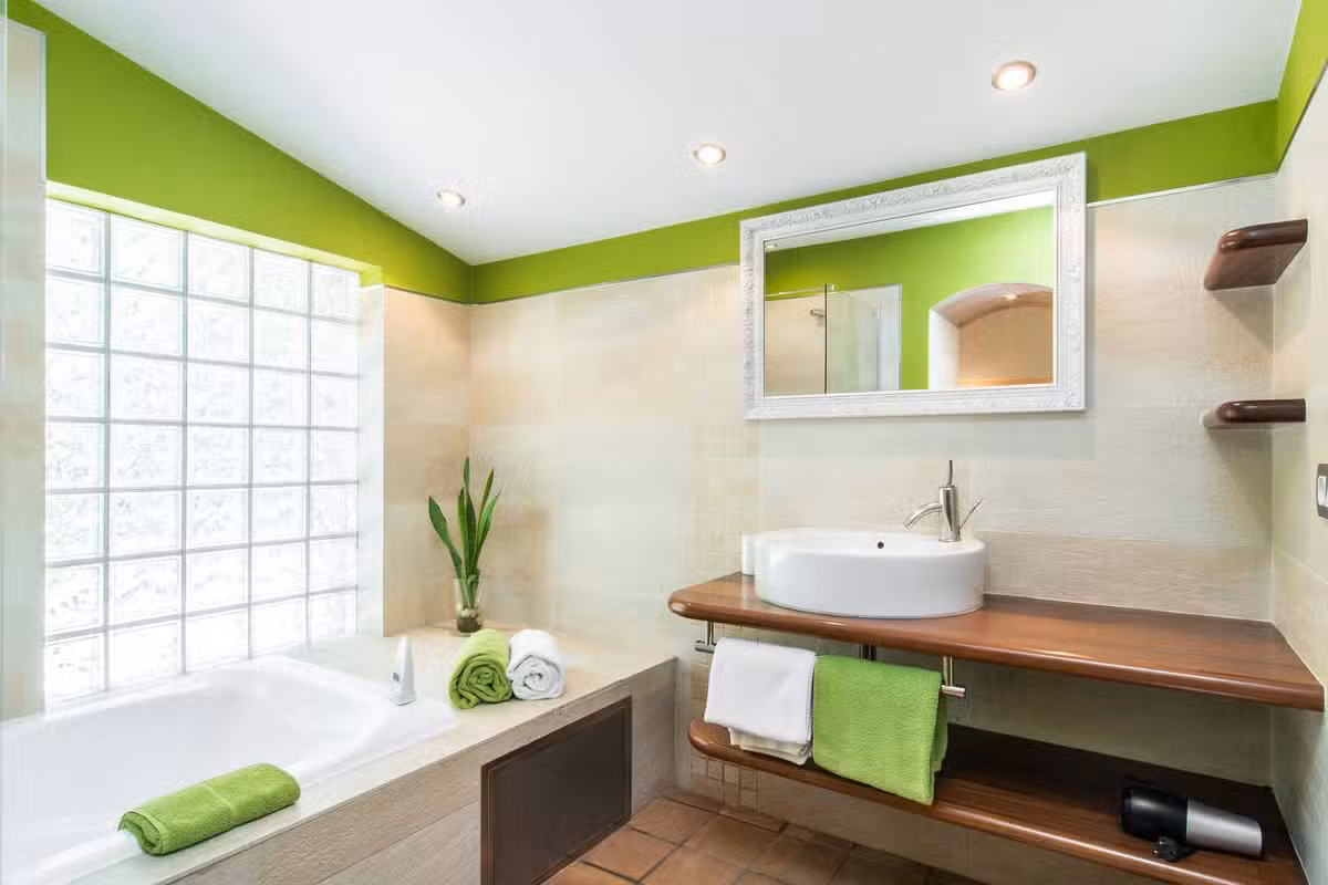 Villa Llenyater bathroom