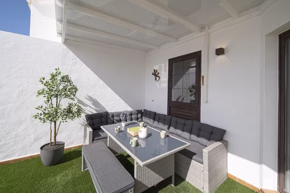 Villa Alysia Outdoor Dining