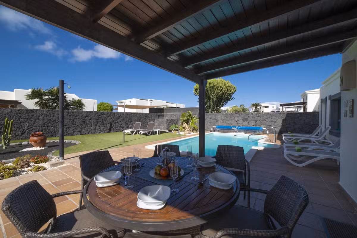 Villa Helaina Outdoor Dining
