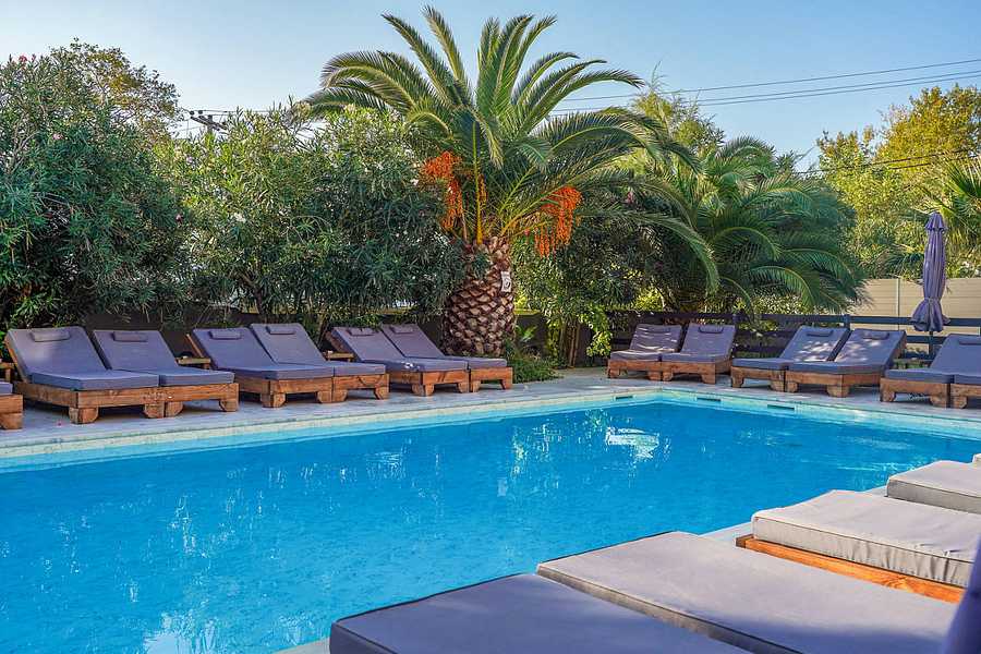 Cabana Suites, Greece