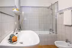 Villa Segui Petit Bathroom