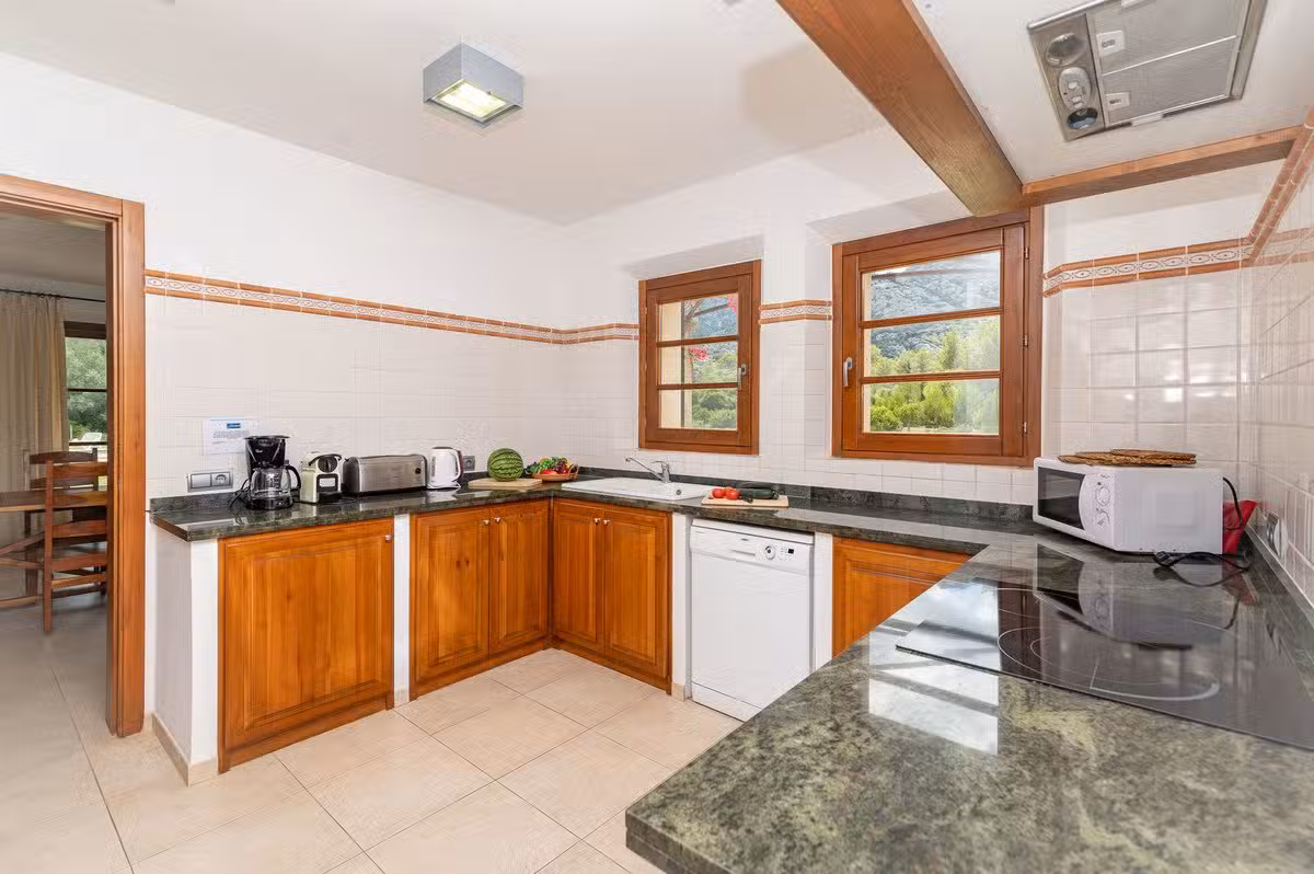 Vall den Marc Kitchen