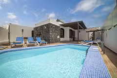 Villa Andorra pool area