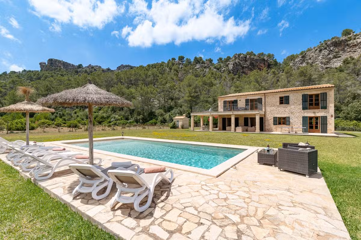 Vall den Marc Pool
