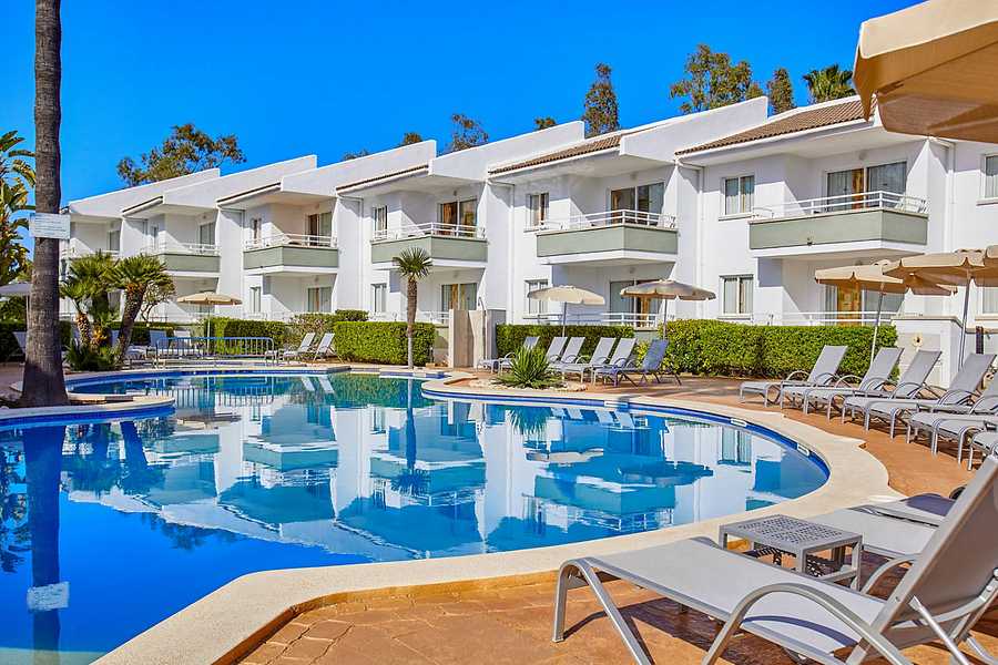 Universal Aparthotel Elisa, Balearics