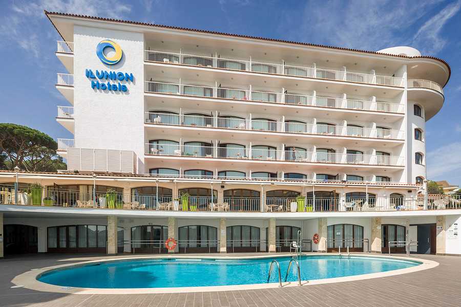 Ilunion Hotel Caleta Park, Spain