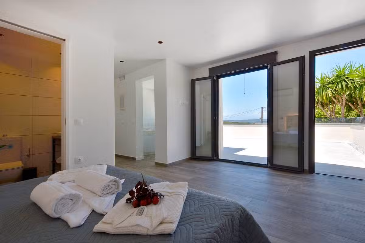 Villa Flamingo Bedroom