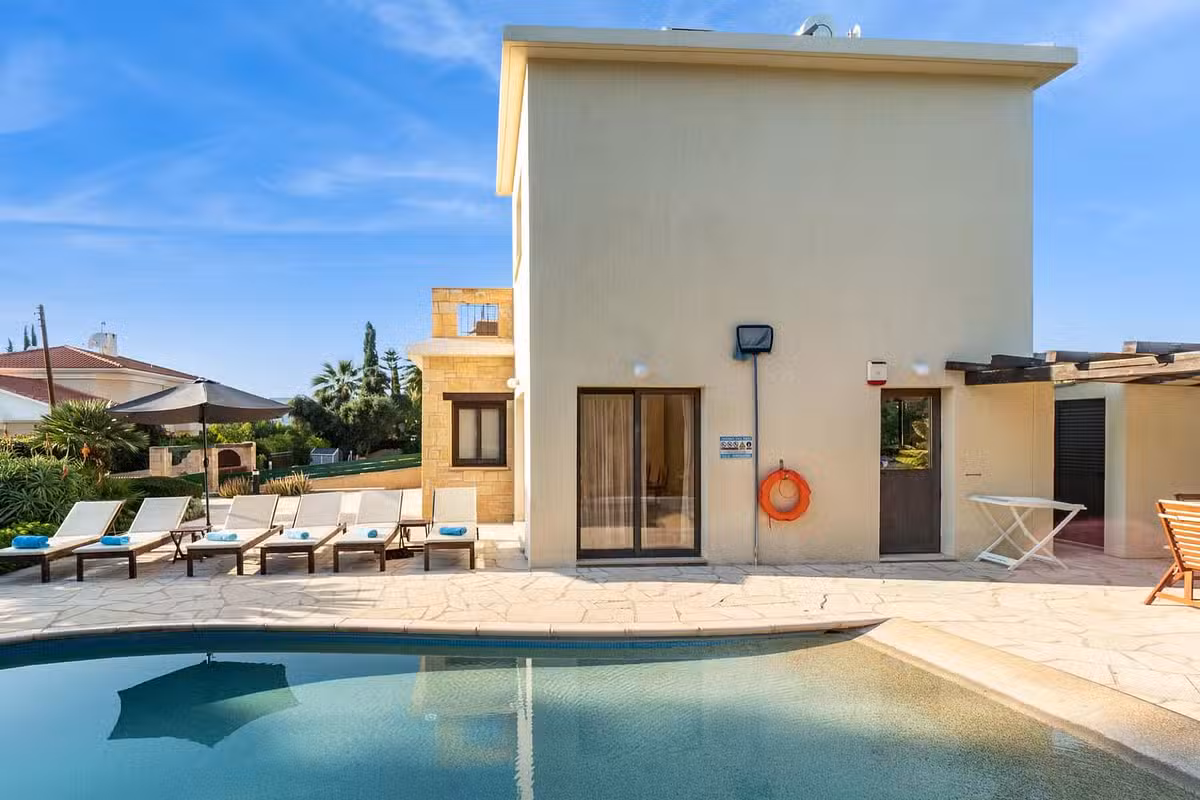 Villa Camelot Pool