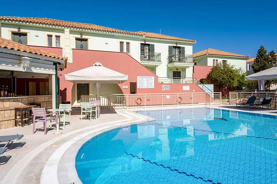 George's Hotel, Greece