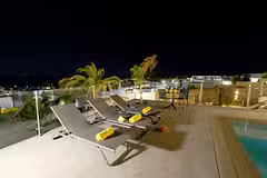 Villa Causel sun beds