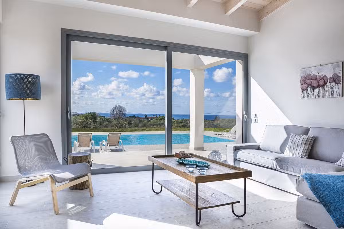 Villa Juliet Lounge