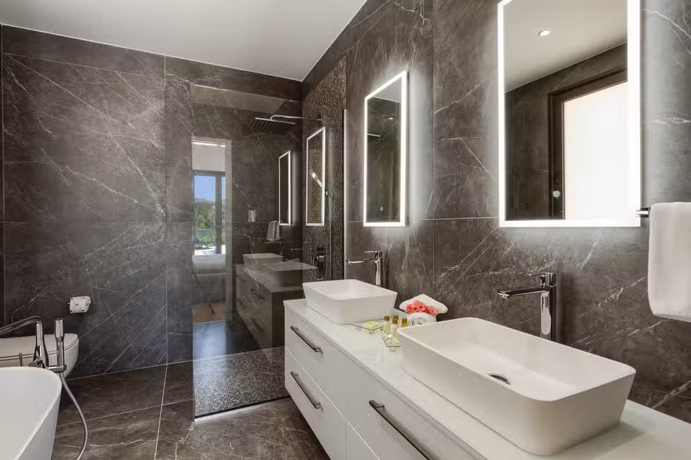 Villa Dione Master Bedroom En-Suite