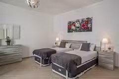 Casa Dubh-Linn Bedroom