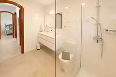 Villa Andorra bathroom