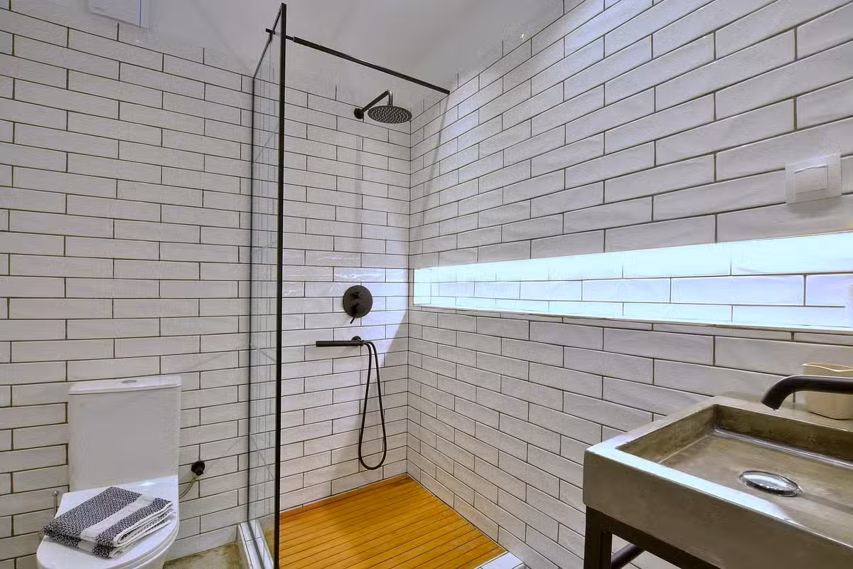 Villa Flamingo Bathroom