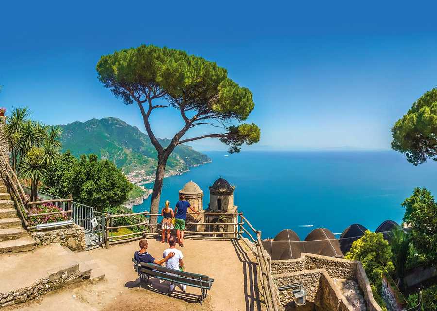 Walking the Amalfi Coast,  Italy