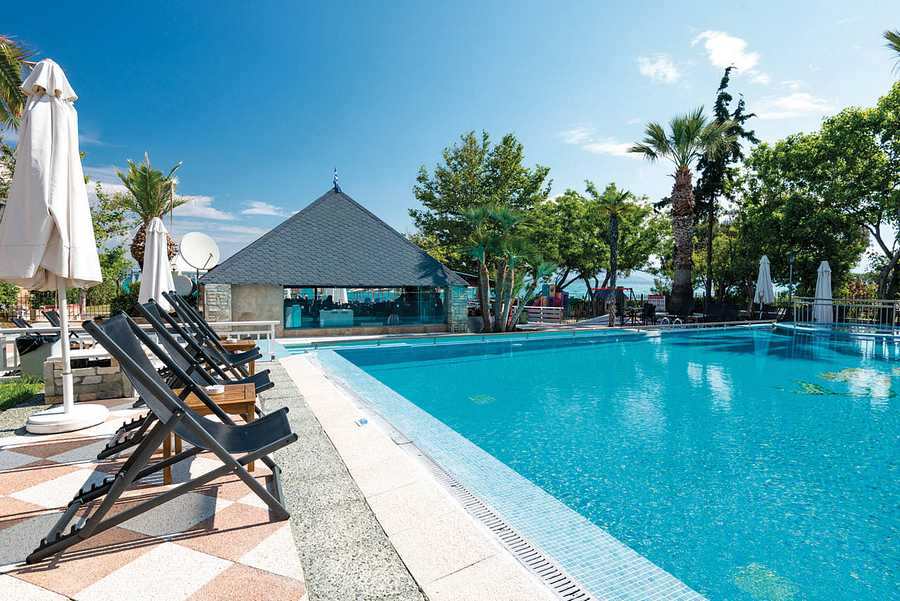 Naias Apartments, Greece