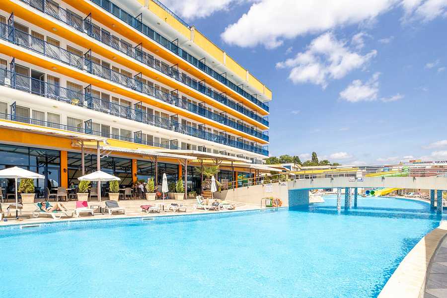 Glarus Hotel, Bulgaria