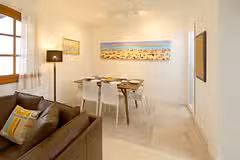Villa Andorra dining area
