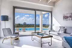 Villa Juliet Lounge