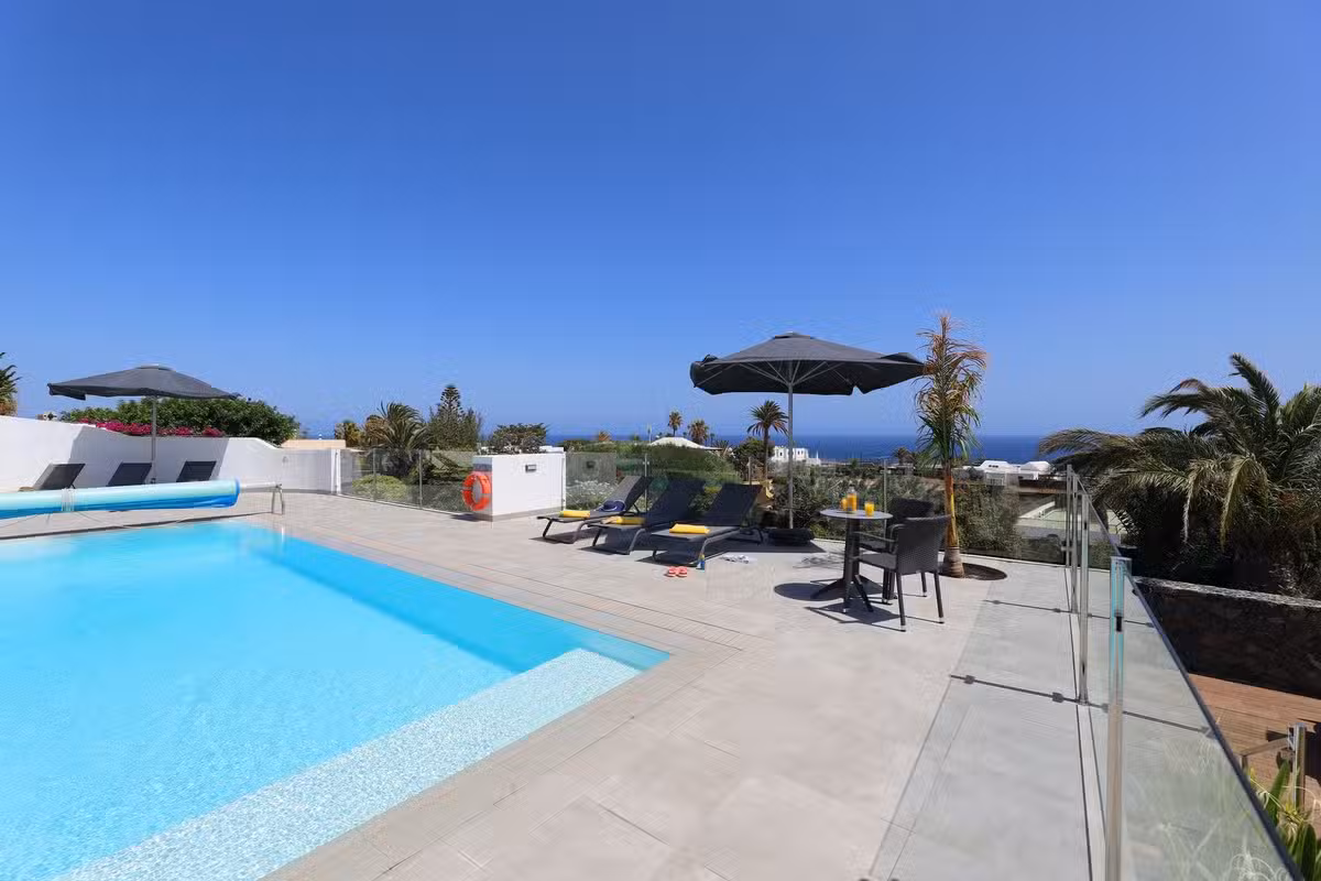 Villa Causel Swimming Pool