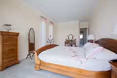 Casa Del Gray bedroom