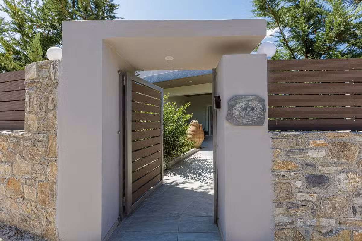Villa Arhontia