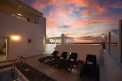 Villa Sirena By Night
