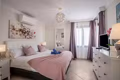 Casa Dubh-Linn Bedroom