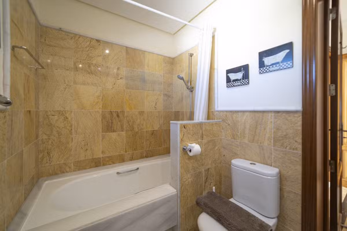 Villa Helaina Bathroom