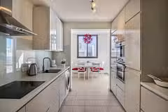 Casa Dubh-Linn Kitchen