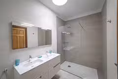 Villa Joelle Bathroom