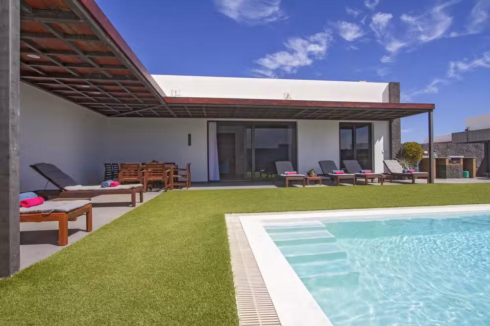Villa Angelina pool