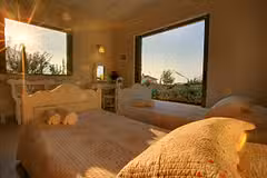 Villa Linatela Twin Room